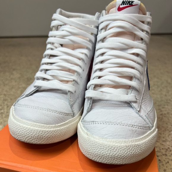 MENS SHOE Size 9 NIKE BLAZER MID 77 VINTAGE WHITE/RACER BLUE (Red/Blue) - Picture 10 of 13